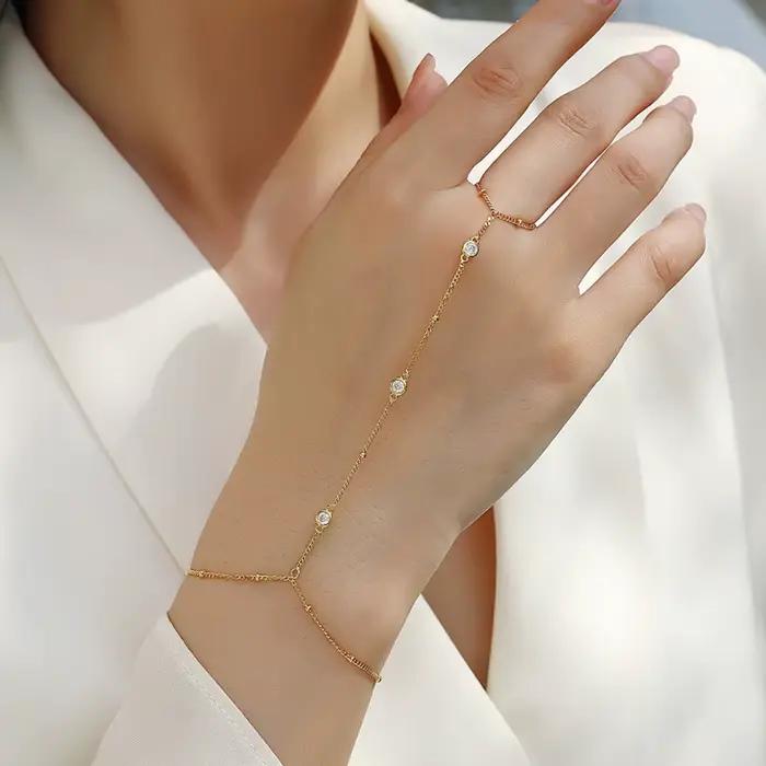 Bracelet Chaîne de Main en Argent Sterling S925 Plaqué Or avec Moissanite JIUZUAN
