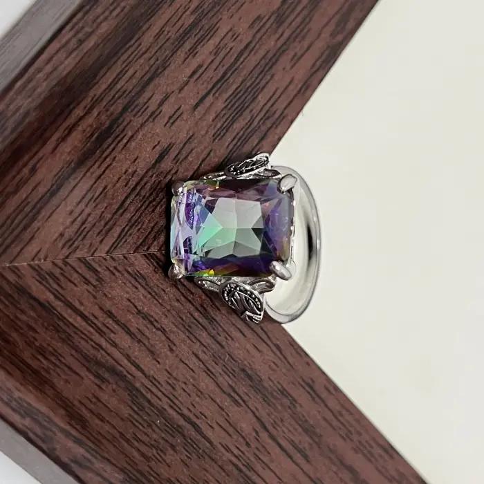 Superbe bague pour femme avec topaze sept couleurs et diamant carré - Style unique et luxueux - Cadeau d'anniversaire