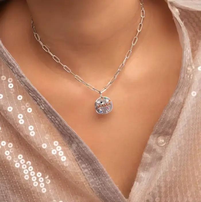 Fête des mères MAMA collier cadeau irrégulier circulaire gardien pendentif collier nouvelle mode en