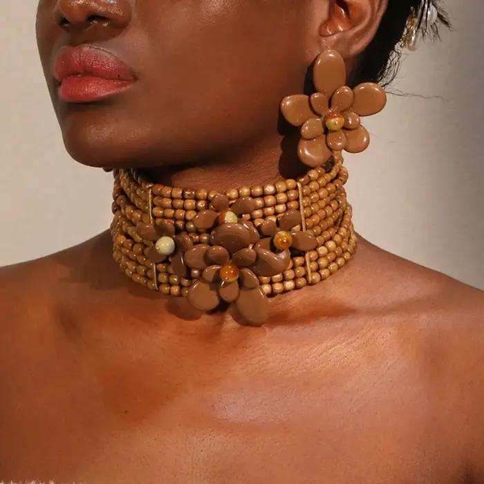 Déclaration Vintage perles Chocker collier et boucles d'oreilles fleurs Design femmes à la mode bijoux de fête de mariage