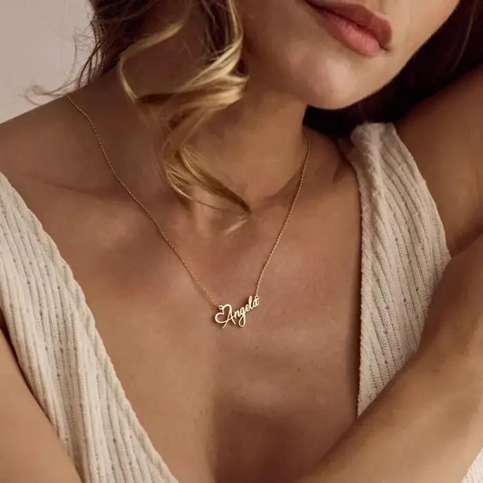 Collier personnalisé en acier inoxydable plaqué or 18 carats pour femme ou homme cadeau anniversaire occasion spéciale lettre gravée chaîne O minimaliste romantique