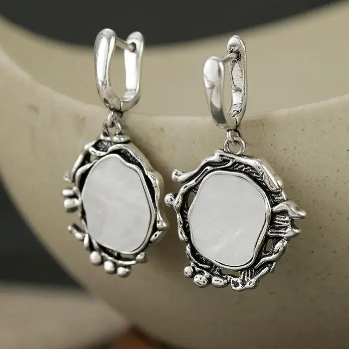 Boucles d'oreilles pendantes géométriques pour femmes
