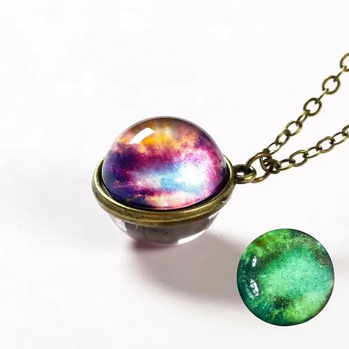 Terre lune planète boule de verre Noctilucent pendentif collier Double face luminescent galaxie nébuleuse cosmique tour de cou bijoux pour les femmes