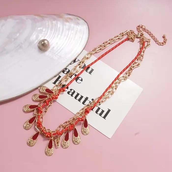 Collier (vert/rouge) Bijou audacieux parfait pour les brunchs, les rendez-vous, les fêtes, les tenue
