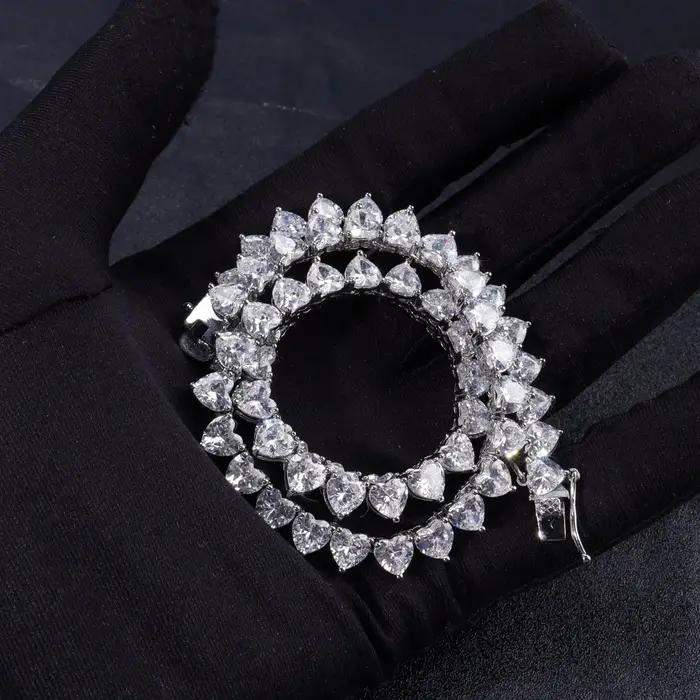 Collier en forme de cœur glacé avec breloque, cadeau pour fiançailles et mariage, bracelet pour femmes, bijoux hip hop avec différents coloris et tailles