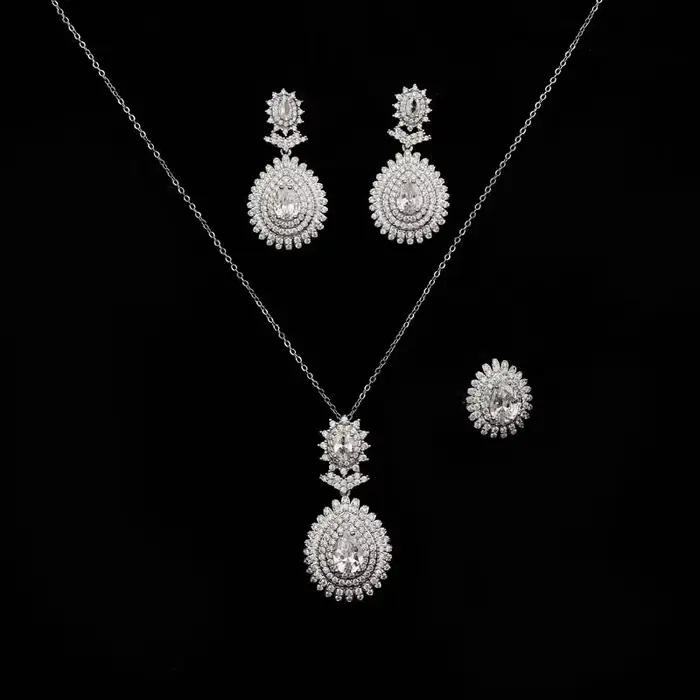 Parures de bijoux HADIYANA
