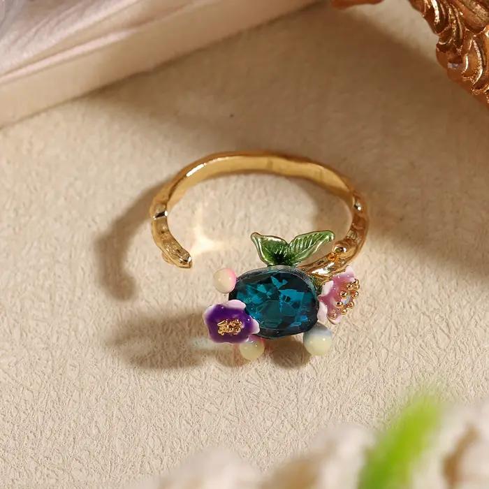 Bague ouverte ajustable chic avec pierre bleue et fleurs en émail colorées - Bijoux inspirés de la n
