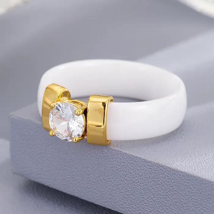 Bague en céramique minimaliste, bague ronde en zircon synthétique, bague pour femme de luxe léger et de niche