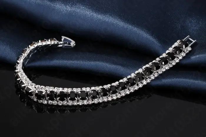 Bracelet en argent sterling serti de zirconium noir pour femmes occasion engagement style vendange