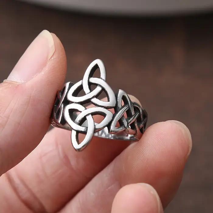 Triquetra celtique noeud anneau acier couleur nordique