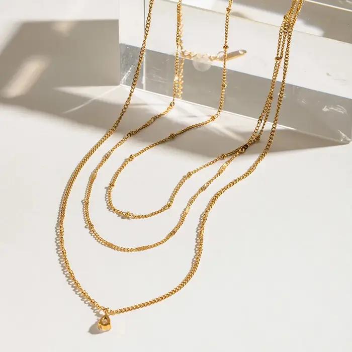 Collier Trois Couches en Acier Inoxydable Plaqué Or 18 Carats avec Pendentif Zircon Pour Femmes Usage Quotidien Soirées Élégantes