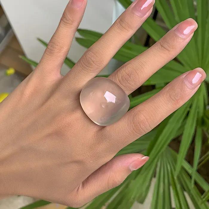 Bagues en acrylique arc-en-ciel géométriques punk pour femmes occasions spéciales partis soirées