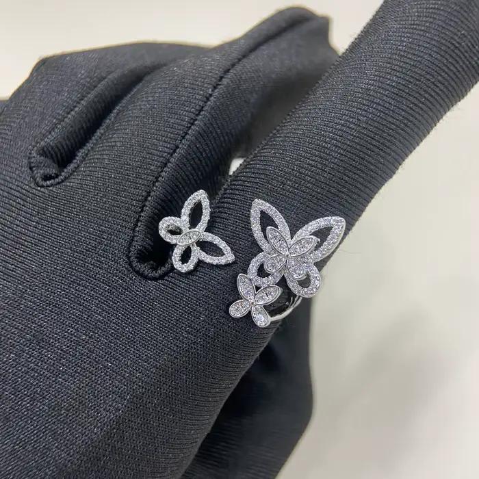 Bagues pour femmes en argent S925 classiques, ajourées et serties de diamants, avec trois formes de