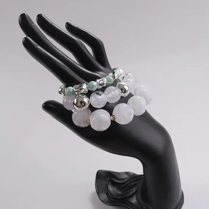 Ensemble de 3 Bracelets Perles Orange Vif – Bijoux Audacieux et Empilables pour Tenues Élégantes et Rendez-vous Décontractés