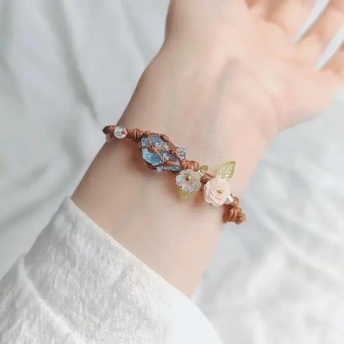 Bracelet artisanal en pierres naturelles de quartz rose et d'aigue-marine, avec filet en macramé et cordon réglable, cadeau d'amitié unisexe