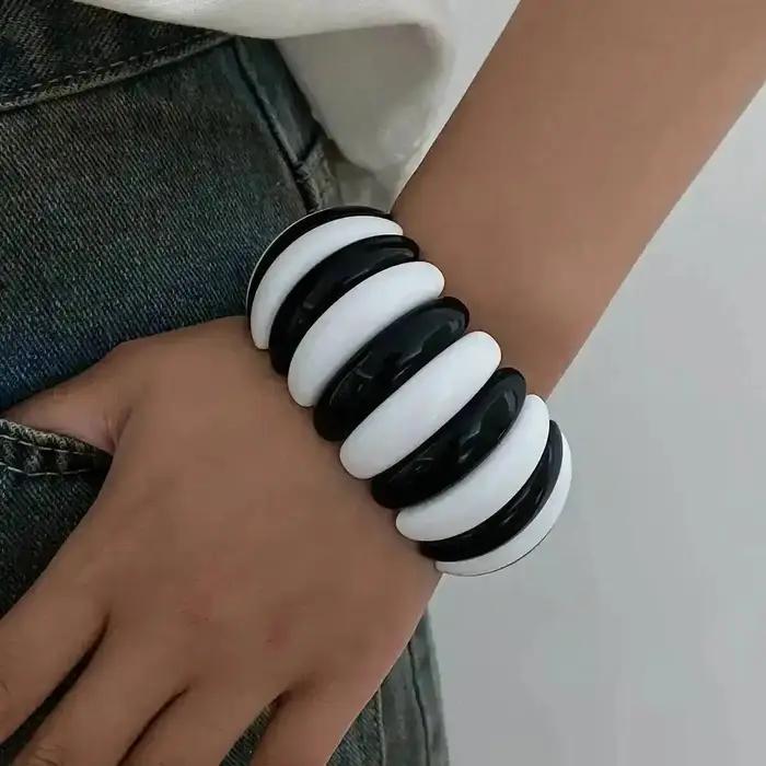 Bracelet élastique bohème en résine acrylique avec fonction tracker d'humeur pour femmes occassions spéciales