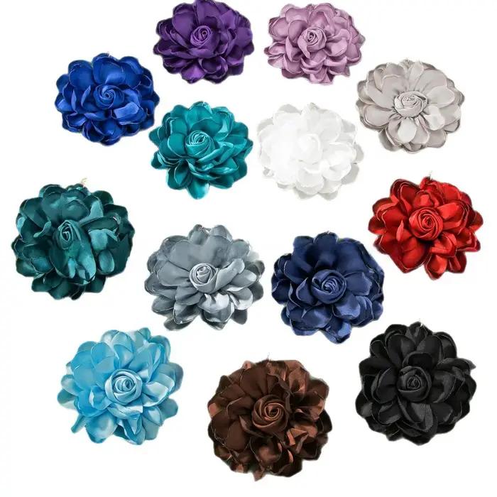 Boucles d'oreilles en forme de bouton de rose en Satin personnalisées