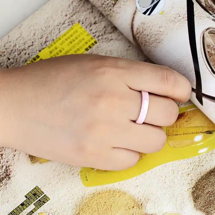 Bague en céramique découpée à la main pour femme
