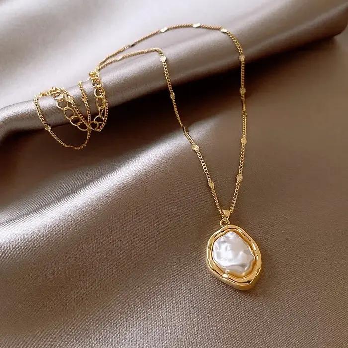 Colliers en perles d'imitation baroques couleur or pour femmes