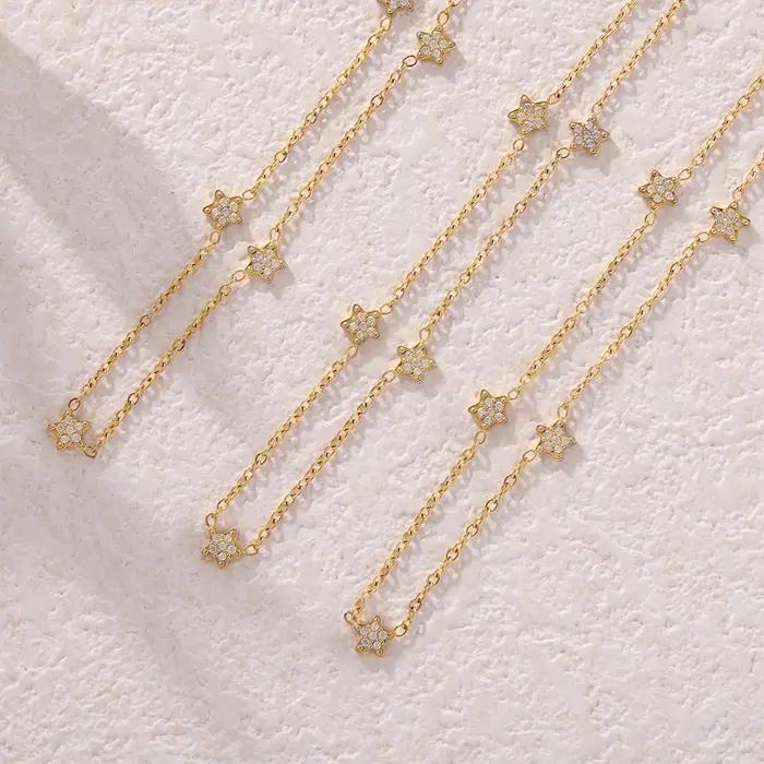 Collier étoile tendance en acier inoxydable pour femmes