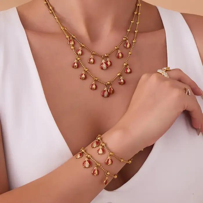 Collier pendentif coccinelle mignon plaqué or en acier inoxydable