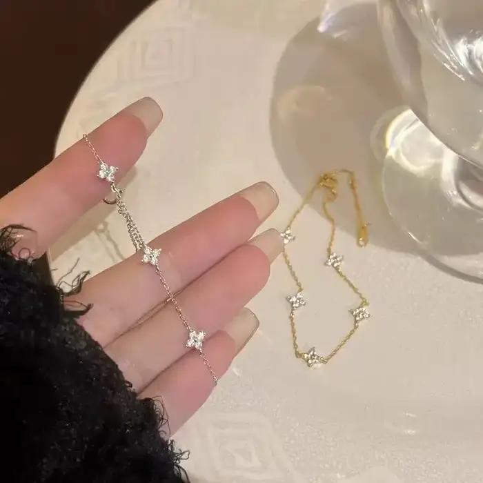Bracelet à quatre trèfles en Zircon pour femmes