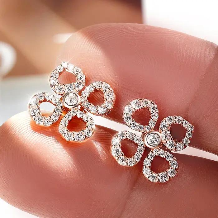 Boucles d'oreilles Smyoue Flower All Moissanite pour femmes