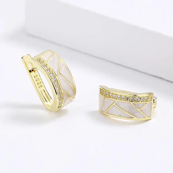 Boucles d'oreilles classiques blanches plaquées argent 925 pour femmes
