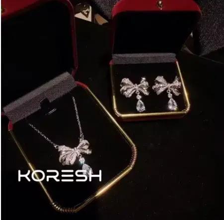 Collier avec nœud plein de diamants pour femmes