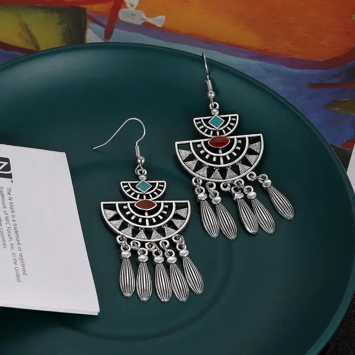 Boucles d'oreilles ethniques à géométrie Triangle pour femmes