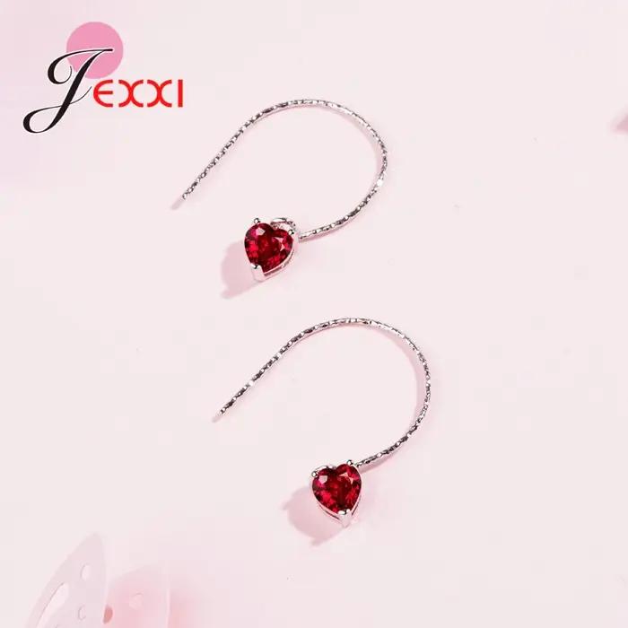 Boucles d'oreilles pendantes en forme de cœur rouge