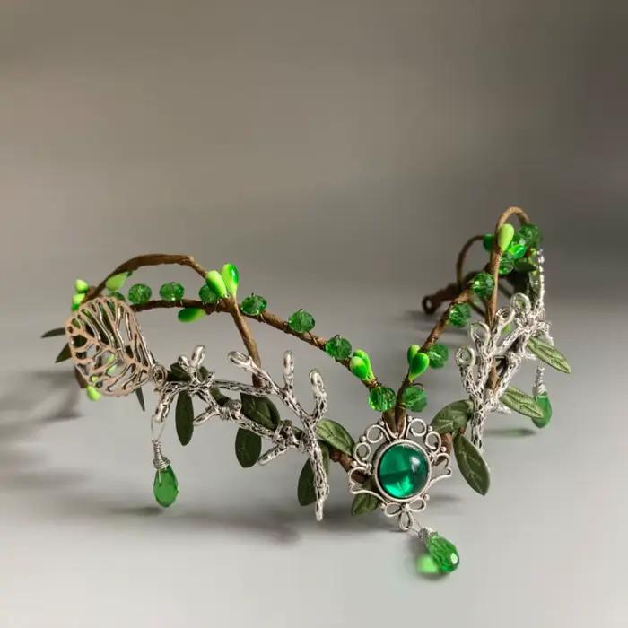 Diadème de la forêt d'émeraude enchantée, calcul de la terre, lune avec branches, couronne dégradée,