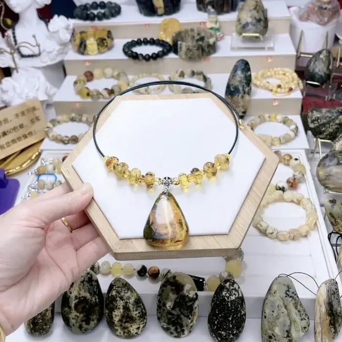 Nouveau Collier en Ambre 2026 – Cadeau Unique