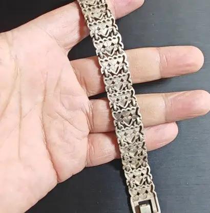 Bracelet en argent massif à maillons en forme de cœur