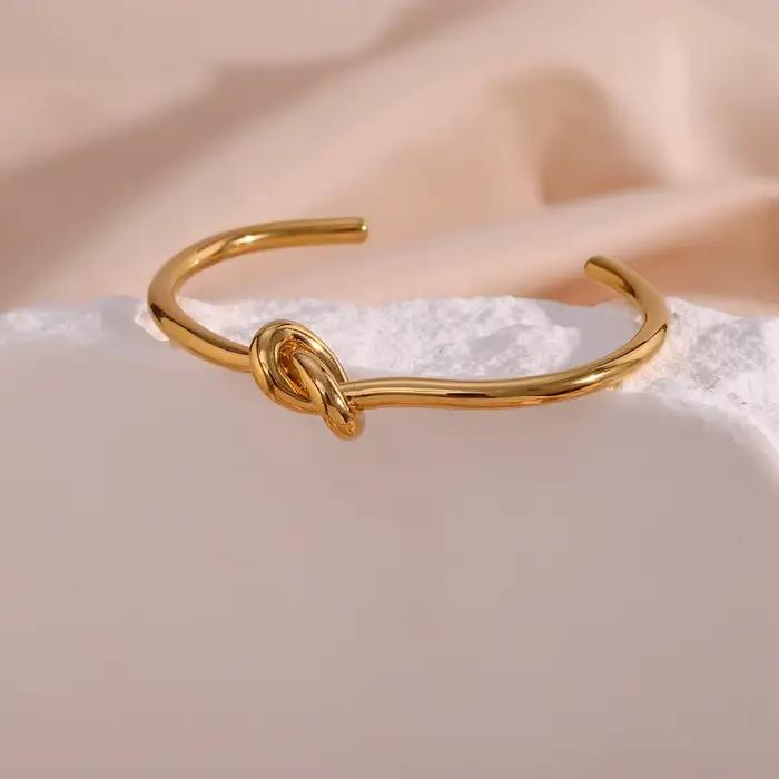 E.B.belle minimaliste 18K plaqué or noeud manchette bracelets pour femme en acier inoxydable bijoux imperméables pour femme