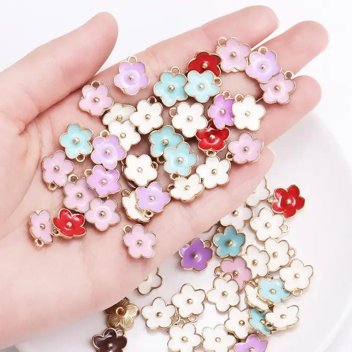 Pendentif fleur de Sakaru en émail mignon pour bijoux