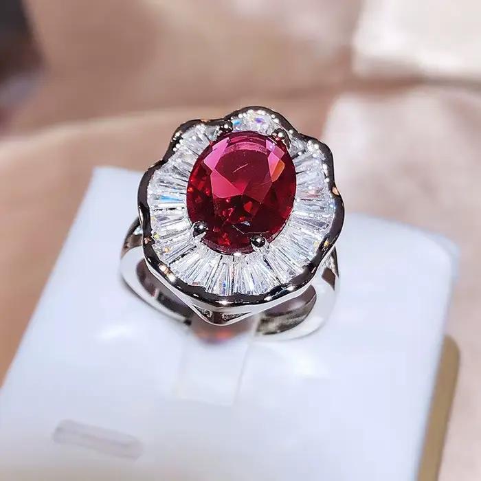 Bague de fiançailles rouge vif de luxe pour femme