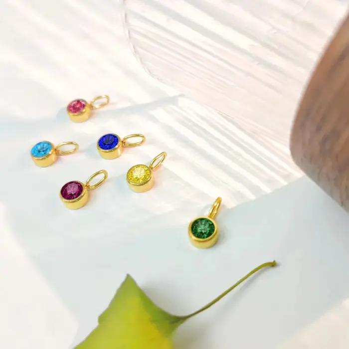 EManco-Pendentif rond en pierre de naissance colorée pour femme