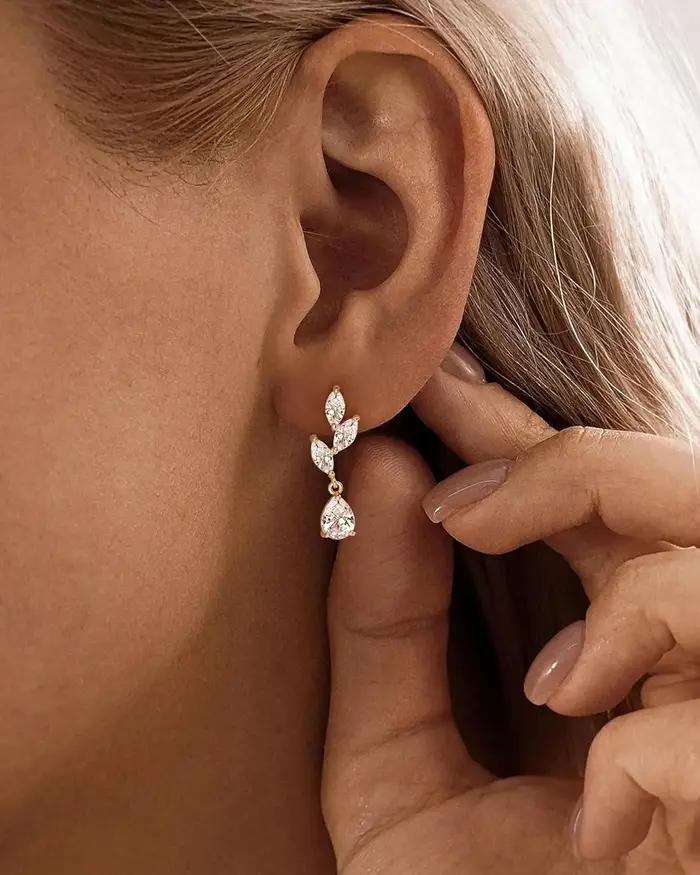Boucles d'oreilles pendantes pour femmes