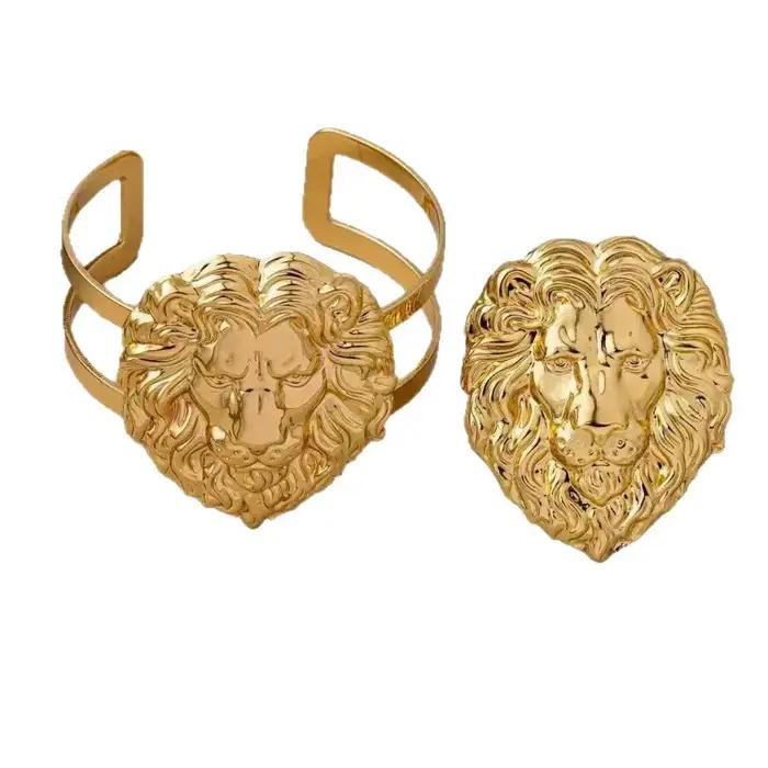 Ensemble de bracelets et bagues tête de Lion à la mode
