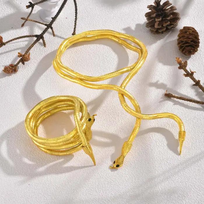 Collier serpent en métal doré pour femmes, style punk et multicouche, cadeau idéal pour les occasions spéciales comme l'anniversaire, la fête des mères et plus encore