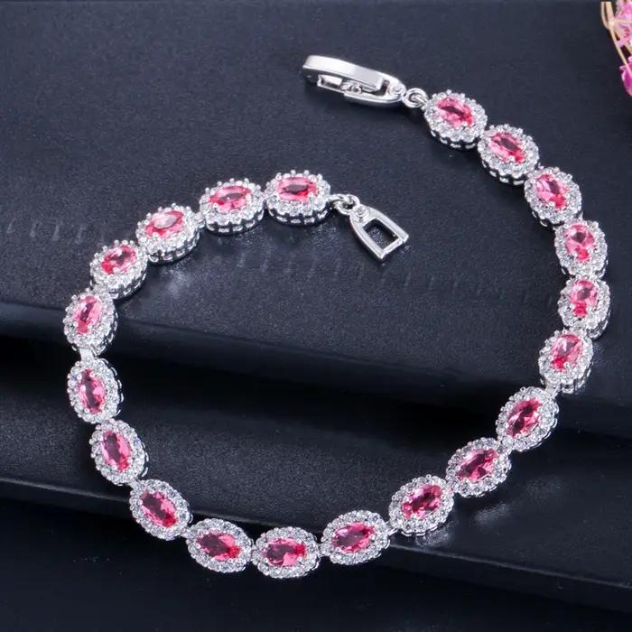 Bracelets de marque couleur argent pour femmes