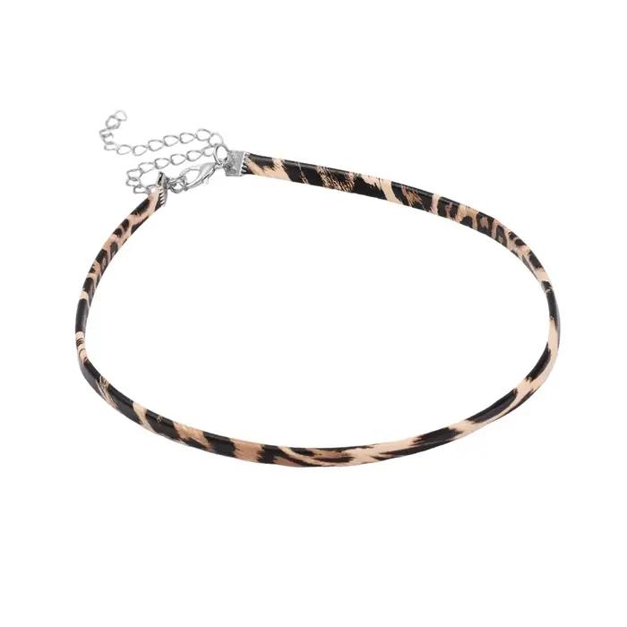 Collier ras du cou léopard en cuir PU