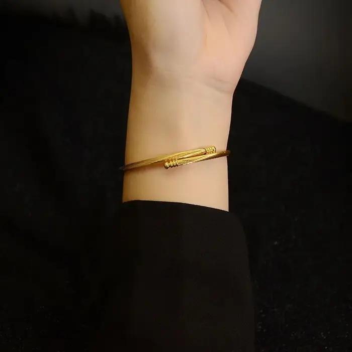 Bracelet San Benito en acier inoxydable pour femmes