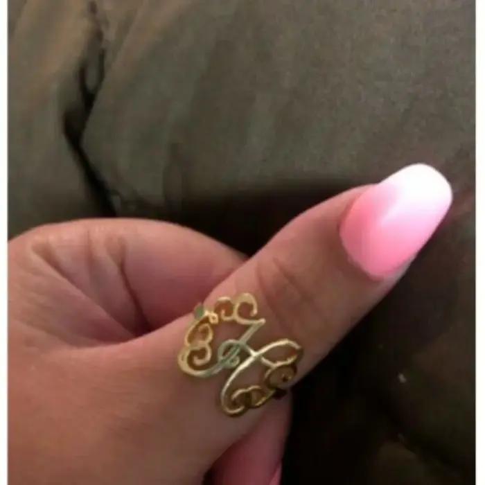 Personnalisation personnalisée avec bague cadeau de bijoux initiales pour femmes