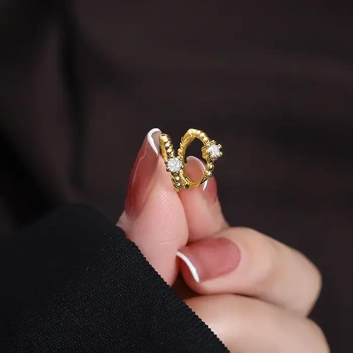 4 pièces mode Zircon rond cerceau boucle d'oreille ensemble femmes tempérament fleur oreille Stud Huggie
