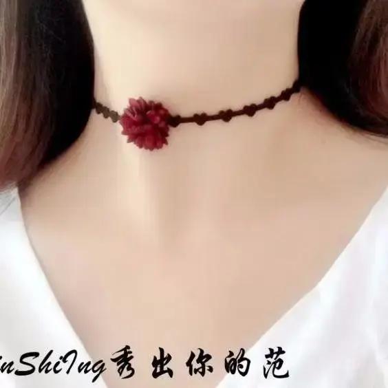 Collier en dentelle noire fait main pour femmes et hommes occasions spéciales papillon tridimensionnel elegance unique