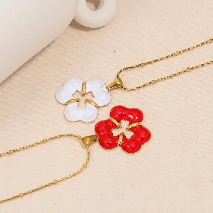 Collier trèfle porte-bonheur plaqué or 18 carats acier inoxydable hypoallergénique pour femme occasions spéciales élégant bijou cadeau
