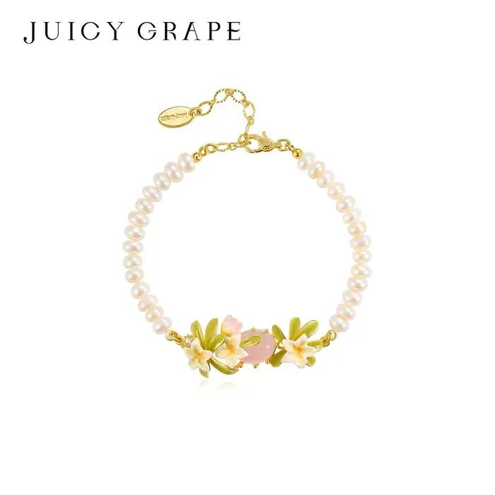 Bracelet ajustable en émail plaqué or 18 carats avec fleur de frangipanier et perle rose