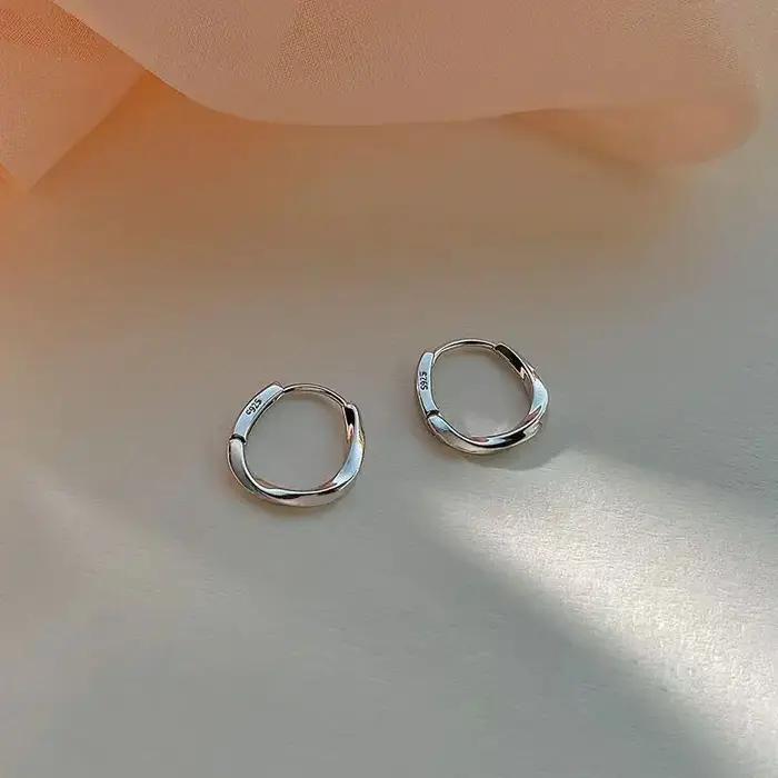 Boucles d'oreilles créoles trèfle en argent sterling 925 pour femmes et jeunes filles